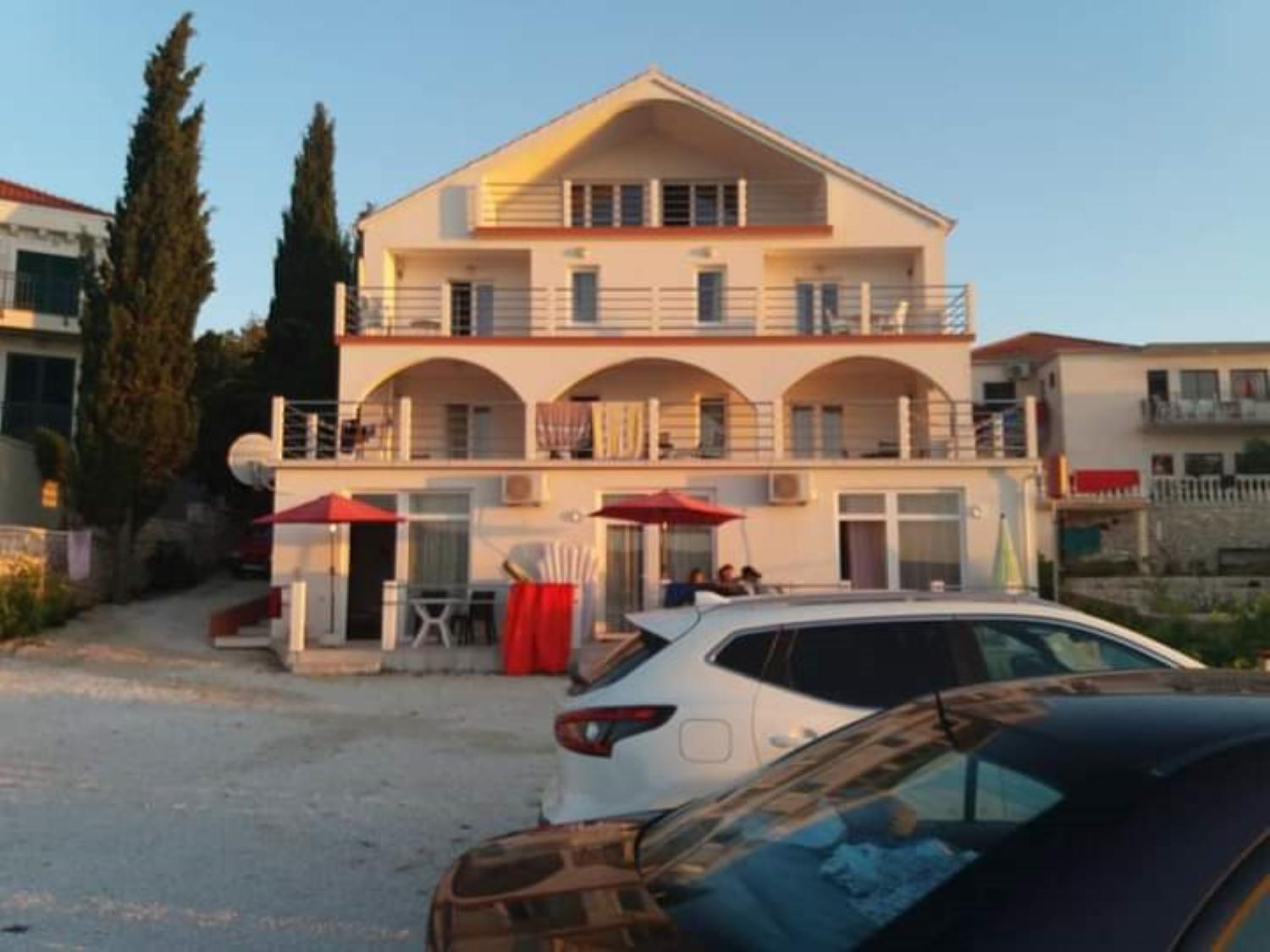 Vila Matej Ražanj 外观 照片